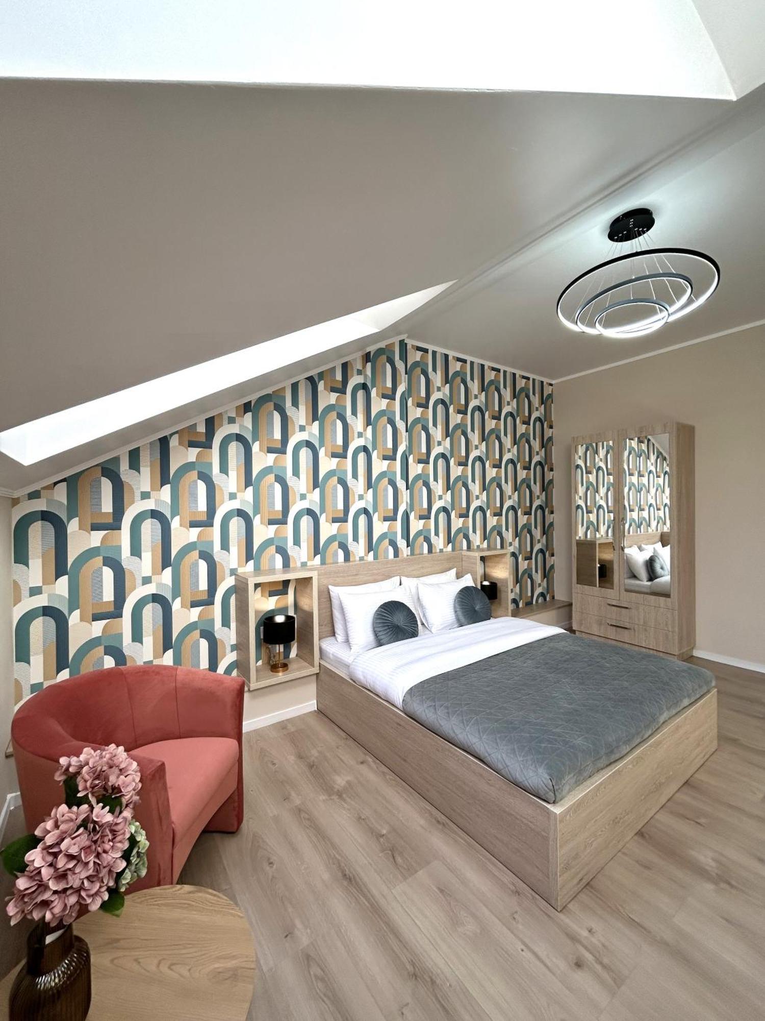 Modern Apartment In The City Center Lviv Exterior foto